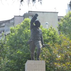 Patriot fighter statue