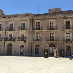Vermexio Palace (town hall)