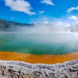 Champagne Pool
