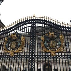Das Tor zum Buckingham Palace