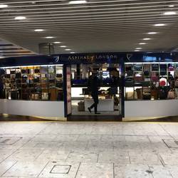 London Airport - Heathrow Terminal 5