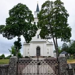Kirche Lönneberga