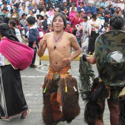 San Juan Fest in Coticachi, wild und exessiv