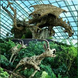 Coole Holzskulpturen.