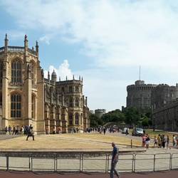 I love this picture showing the side of St. George's Chapel with Windsor Castle in the background.