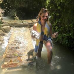 Carmen sees snake behind Charne