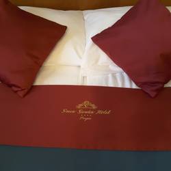 Looking fwd to sleeping tonight. Didn't last night. 🤤😪