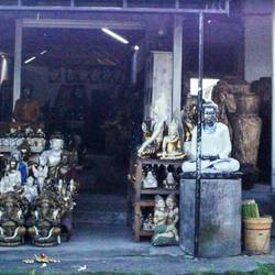 Kilometerweit interessante Läden.