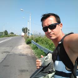 Grenzgänger bei 37°C, zwischen Serbien und Rumänien.