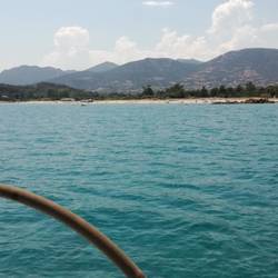 Kristallklares Wasser vor Santa Foxi Manna