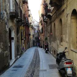 Schattige Gassen in der Altstadt