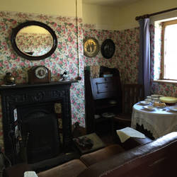1930s Living Room