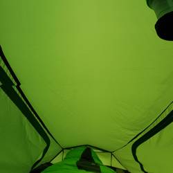 Thought you may like to see the view as Rob wakes up. Green.