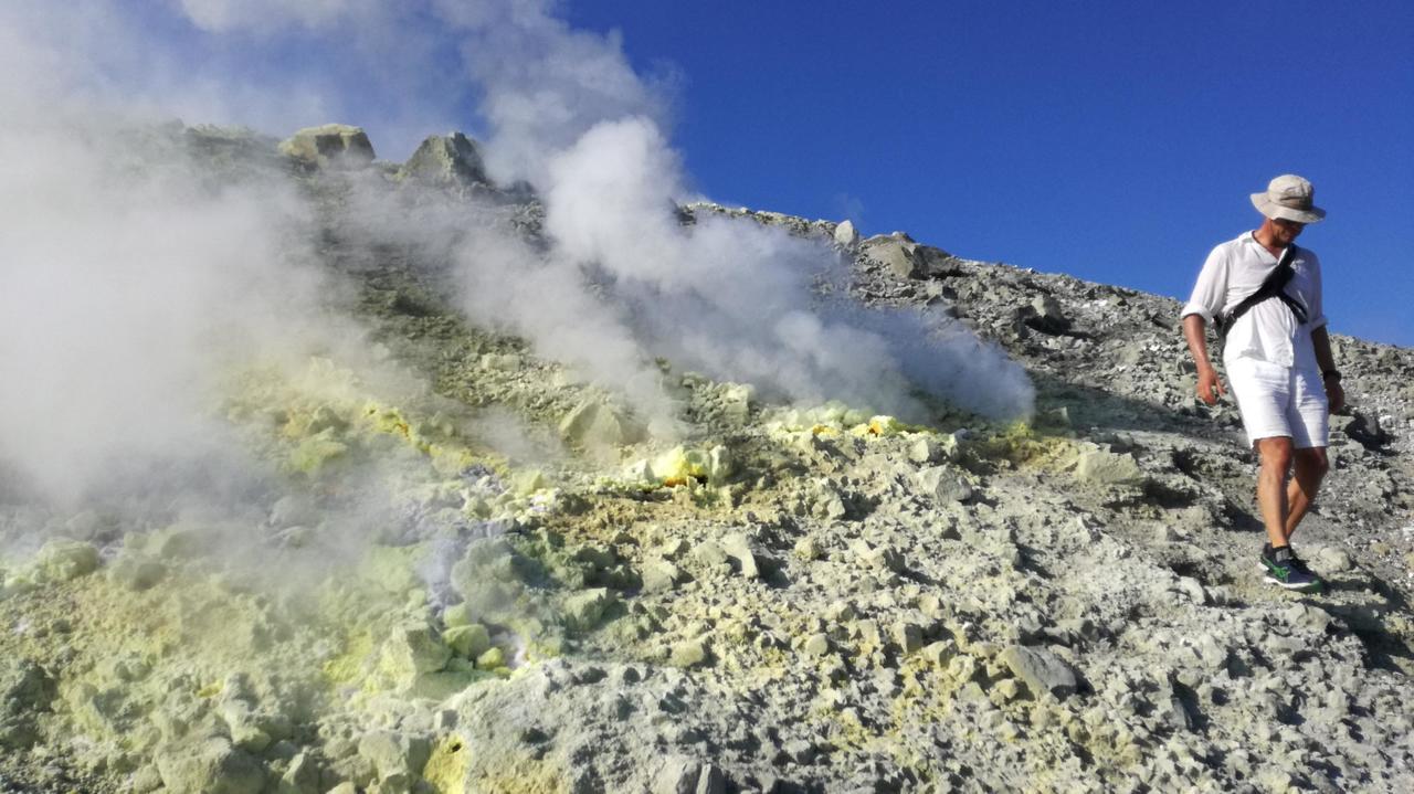 Heiße Schwefelquellen