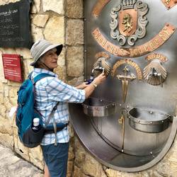 Wine fountain