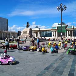 Suchbaatar-Platz am Samstagnachmittag