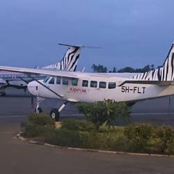 Hmm well planes ready for last trip - bit on tiny side