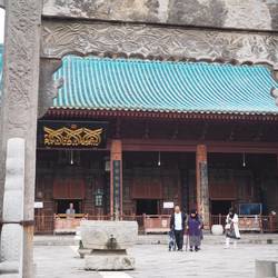 Vor der Haupthalle der großen Moschee