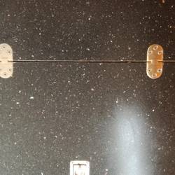 Endlich das Ersatzscharnier für den Kühlschrank