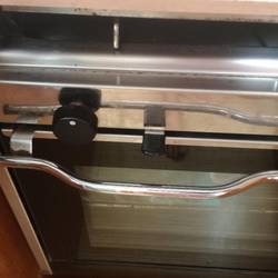 Der Ofwnverschluss wurde erst drei Monate nach Bestellung geliefert