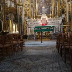 Erstaunlich viele beeindruckende Kirchen