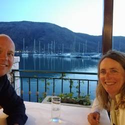 Schöne Taverne mit Aussicht