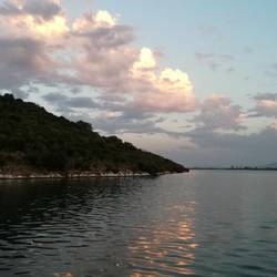 Binnenseeambiente in Ormos Valtou