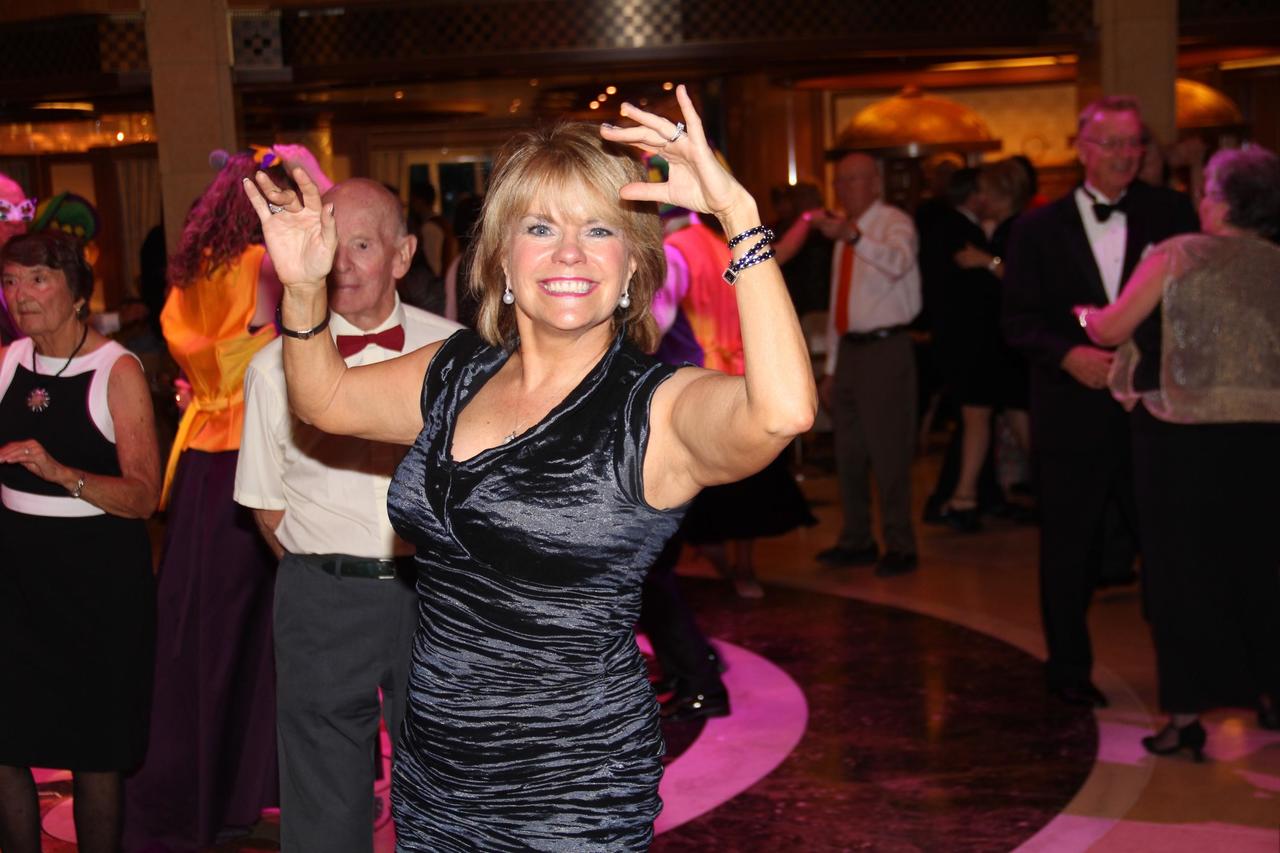 Nicole Dancing