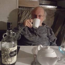 Tee mit Rum