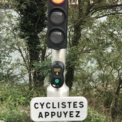 Radfahrer bitte klingeln.
