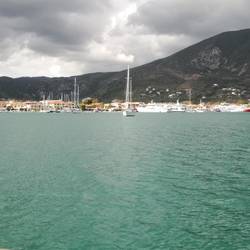 Total geschützt liegen wir vor Nidri