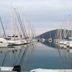 Auch in der Marina Lefkas kehrt Ruhe ein