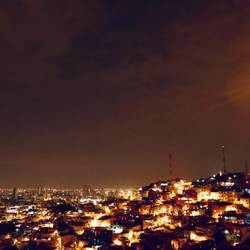 Nachtblick auf die Stadt