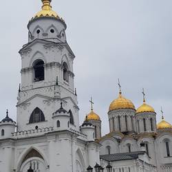 Russia=lots of churches