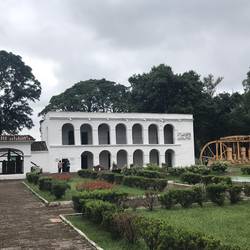 Eine ehemalige Finca im Stadtpark dient heute als Zuckermuseum