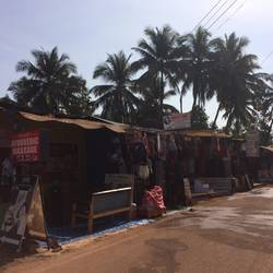 Einkausstrasse in Agonda