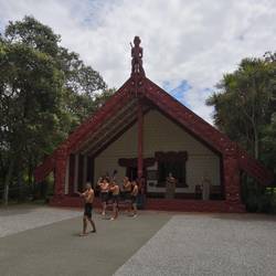 Traditionelle Maori-Begrüßung