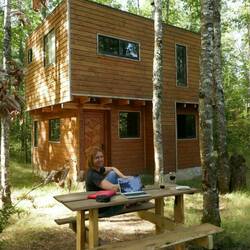 eco-lodge mediterrane