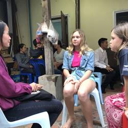 Dale and Chloë talking with 'Mee' at BBM