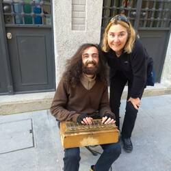 Met a man playing a home made kalimba - lovely!