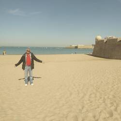 Sunshine and the beach - really didnt need the coat!