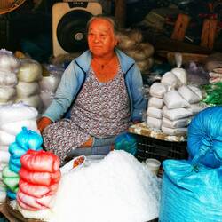 Salz-Verkäuferin, Hoi An