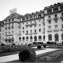 An old photo of the 'spy' hotel, Hotel Palacio