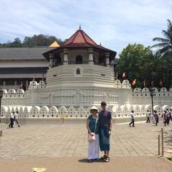 Nice skirt at The Temple of The Tooth Relic 😉