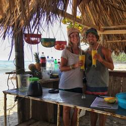 ...und schwuppdiwupp stehen wir hinter der Bar