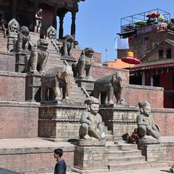 Nyatalpoa Temple