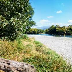 Fluss am Hippie-Campingplatz
