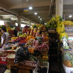 Market @ Cuenca