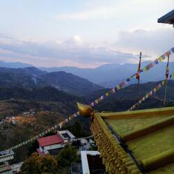 Depuis le monastère de Namobudha