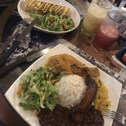 Und wieder Reis und Bohnen 😋 war aber sehr lecker 👌🏻 und viel zu viel